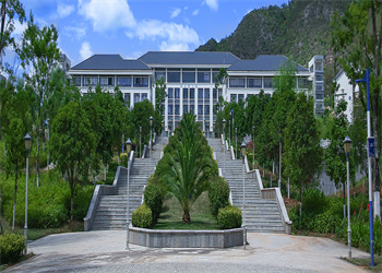 云南水利水电职业学院2025年五年制大专学费多少钱