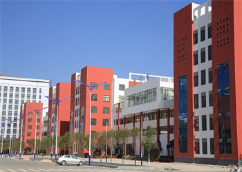 云南五年制大专2025年曲靖市体育运动学校招生专业