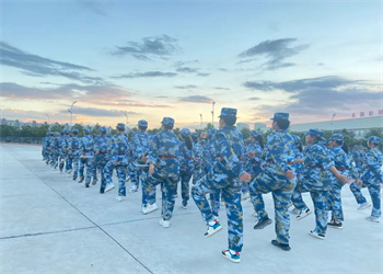 曲靖靖宁职业技术学校2025年五年制大专招生计划